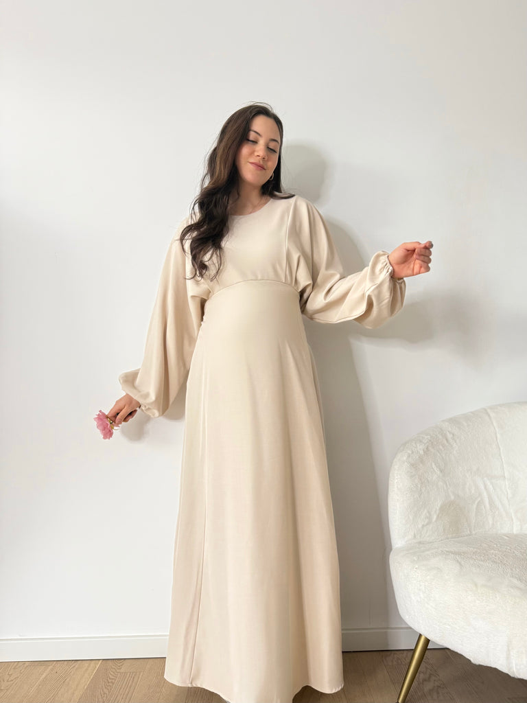 Simple fitted maxi dress