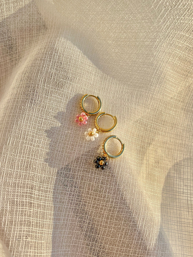 Blümchen-Ohrringe aus Miyuki-Perlen